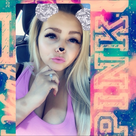 Meet your Posher, Ashley - Picture 10 of 15